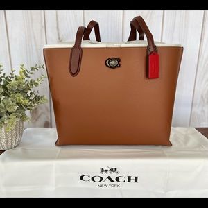 Coach Willow Tote In Colorblock With Signature Canvas Interior